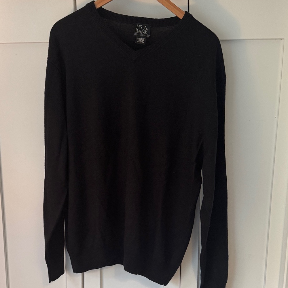 Jos. A. Bank Men's V-Neck Black Sweater